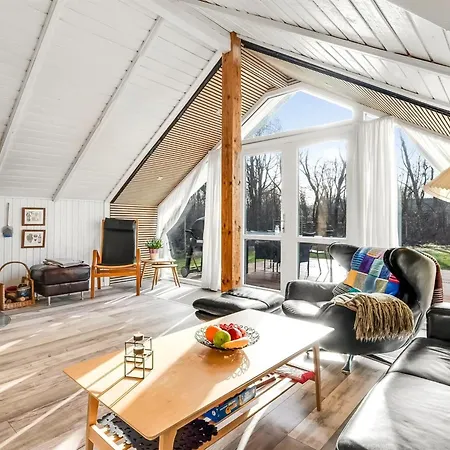 Anu - 300m To The Fjord By Interhome *